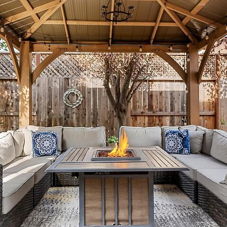 Brand New Listing - Windsor “Winetopia” Getaway Экстерьер фото
